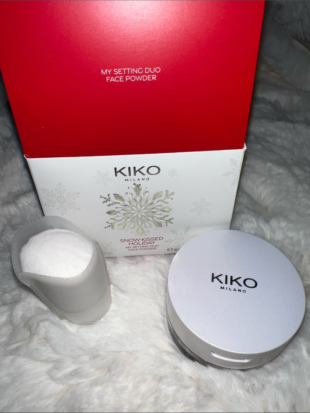Kiko Milano Snow Kissed Holiday White Setting Powder Duo with brush